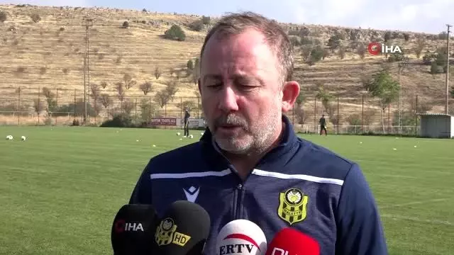 Sergen Yalçın: 'İyi başladığımızı düşünüyorum' Sergen Yalçın: 'İyi başladığımızı düşünüyorum'