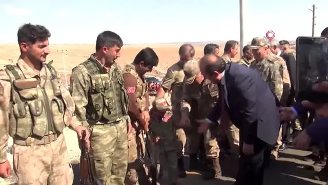 Şırnak'ta şehitler için yapılan anıt açıldı Şırnak'ta şehitler için yapılan anıt açıldı