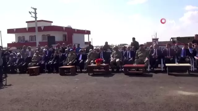 Şırnak'ta şehitler için yapılan anıt açıldı Şırnak'ta şehitler için yapılan anıt açıldı