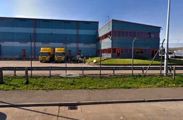 Son dakika: İngiltere'de bir kamyonun içinde 39 ceset bulundu