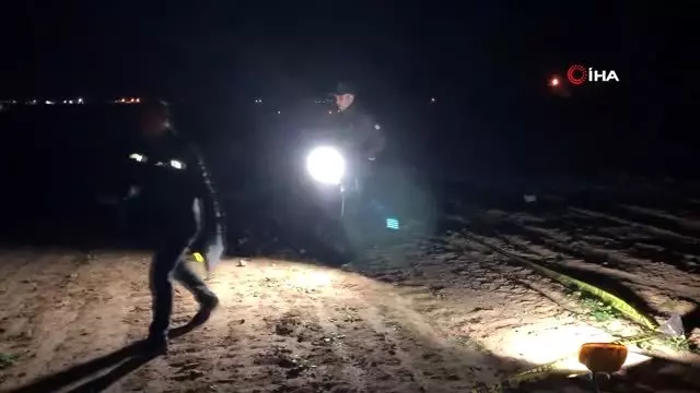 Telefonuna bakmayan sevgilisini 15 yerinden bıçaklayarak öldürdü Telefonuna bakmayan sevgilisini 15 yerinden bıçaklayarak öldürdü