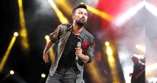 Yılbaşında Kıbrıs'ta sahneye çıkacak olan Tarkan, 2 saatte 2 milyon TL kazanacak