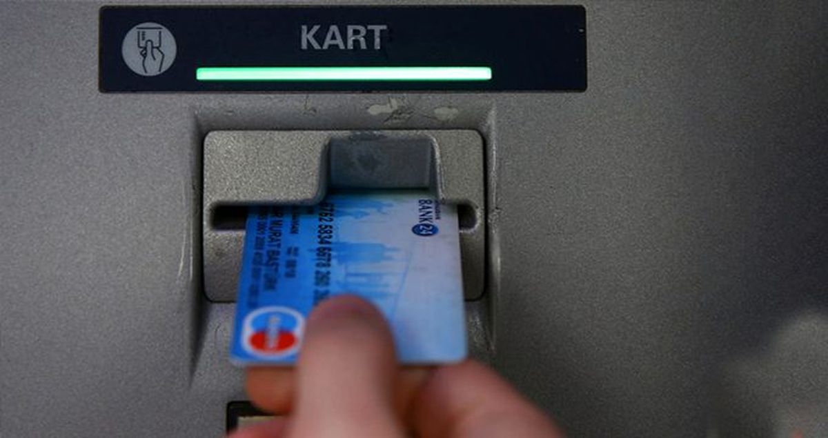 300 kişinin kart bilgilerini kopyalayarak 1 milyon lira vurgun yapan çete çökertildi
