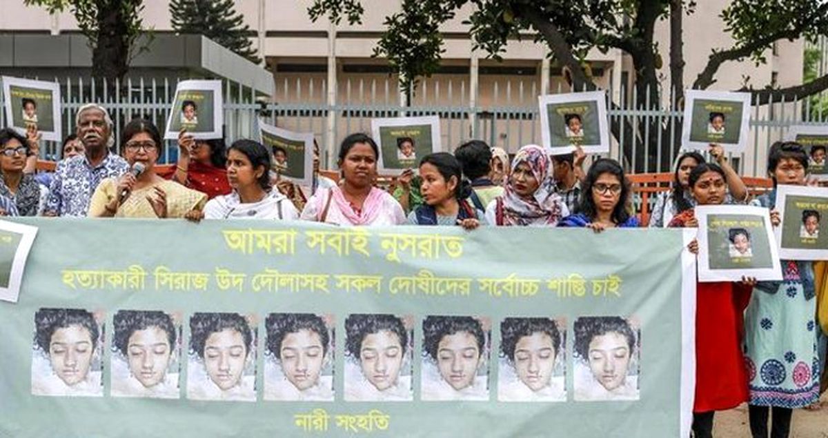 Bangladeş'te tarihi karar: Bir öğrenciyi yakarak öldüren 16 kişiye idam cezası