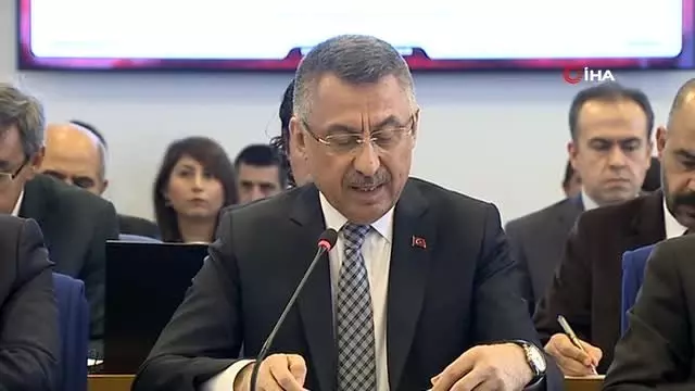 Cumhurbaşkanı Yardımcısı Oktay: '2020 yılında 2019 yılına göre istihdamın 1 milyon 52 bin kişi... Cumhurbaşkanı Yardımcısı Oktay: '2020 yılında 2019 yılına göre istihdamın 1 milyon 52 bin kişi...