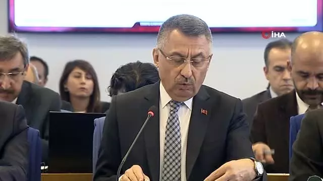 Cumhurbaşkanı Yardımcısı Oktay: '2020 yılında 2019 yılına göre istihdamın 1 milyon 52 bin kişi... Cumhurbaşkanı Yardımcısı Oktay: '2020 yılında 2019 yılına göre istihdamın 1 milyon 52 bin kişi...
