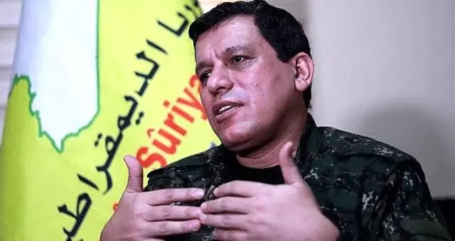 Fahrettin Altun: YPG elebaşı Mazlum Kobani'ye meşru bir politik figür gibi davranılmasından endişe duyuyoruz Fahrettin Altun: YPG elebaşı Mazlum Kobani'ye meşru bir politik figür gibi davranılmasından endişe duyuyoruz