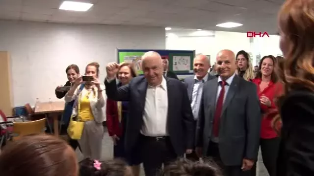 6 ülkeden 200 çocuk nesimi'yi resmetti 6 ülkeden 200 çocuk nesimi'yi resmetti