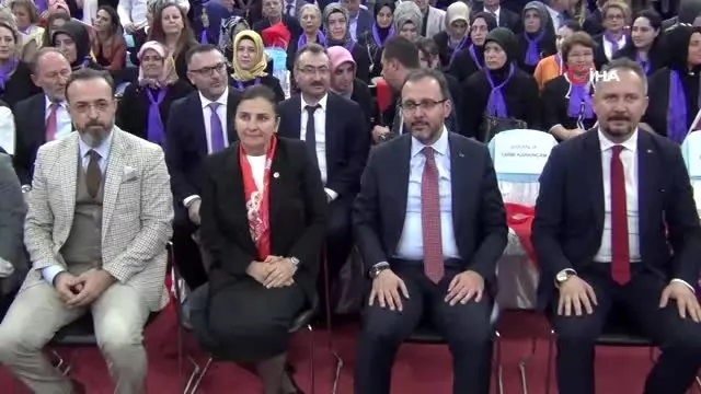 Gençlik ve Spor Bakanı Kasapoğlu: 'Sporcularımızın Mehmetçiğe selam durmasından ikiyüzlüler... Gençlik ve Spor Bakanı Kasapoğlu: 'Sporcularımızın Mehmetçiğe selam durmasından ikiyüzlüler...
