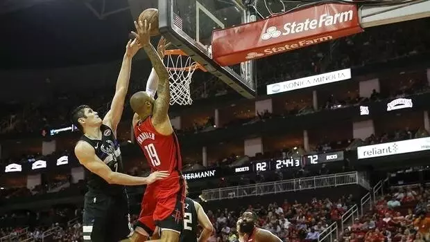 Giannis ve Ersan, Bucks'ı galibiyete taşıdı! Giannis ve Ersan, Bucks'ı galibiyete taşıdı!