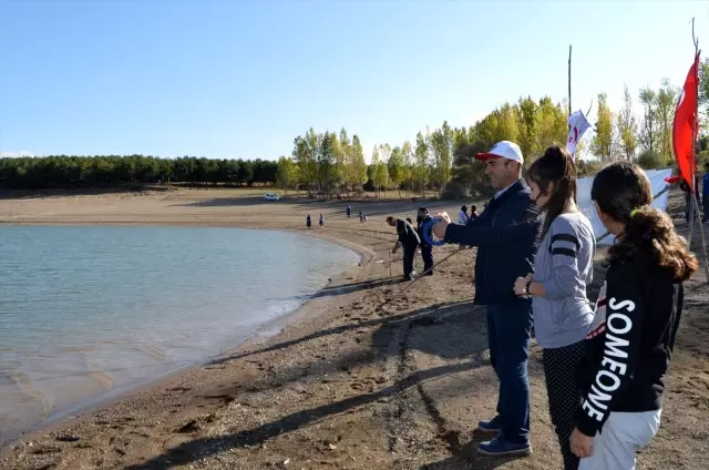 Gölova'da balık tutma yarışması Gölova'da balık tutma yarışması