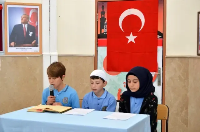 İmam hatip okullarının 68. kuruluş yıl dönümü kutlandı İmam hatip okullarının 68. kuruluş yıl dönümü kutlandı