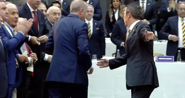 Ali Koç uyardı, Cumhurbaşkanı Erdoğan başka yerden kürsüye çıktı