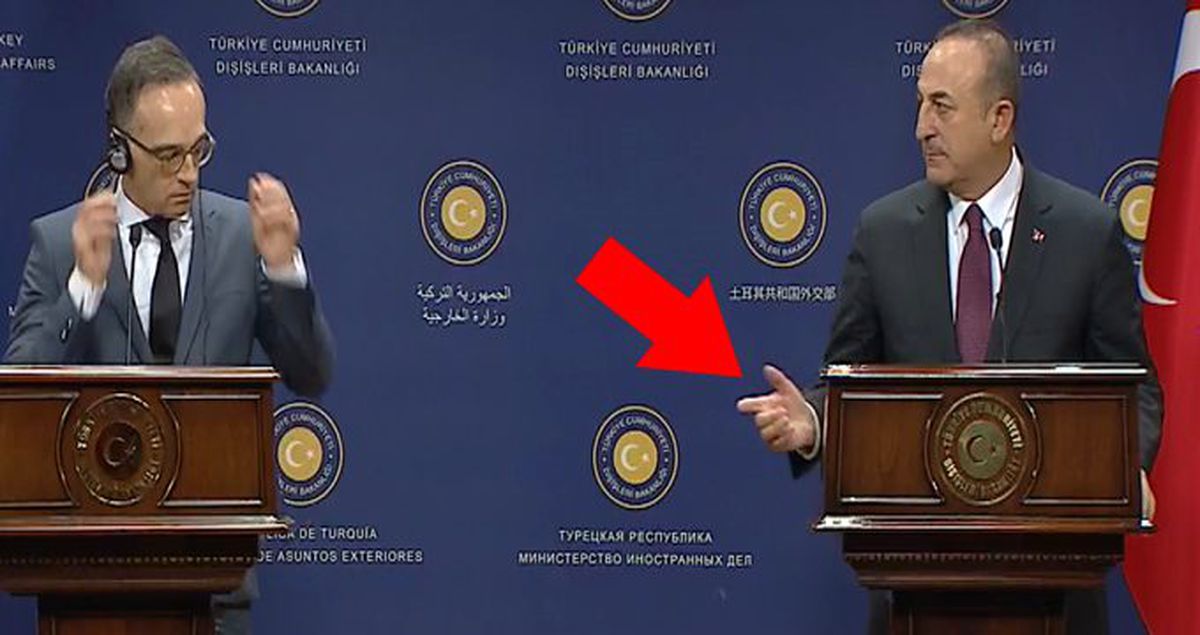 Çavuşoğlu, Türk muhabirin sorusu karşısında zorlanan Alman mevkidaşına müdahale etti