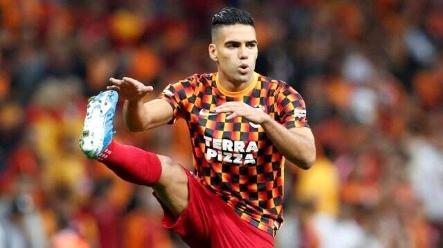 Galatasaray'da Falcao krizi: Bu kadar para boşuna mı verildi?