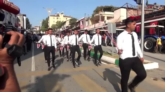 Hatay kktc başbakanı tatar, hatay'da zeytinyağı festivaline katıldı Hatay kktc başbakanı tatar, hatay'da zeytinyağı festivaline katıldı