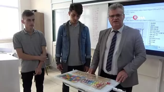 Türkiye'de ilk ve tek tıbbı cihaz lisesi Türkiye'de ilk ve tek tıbbı cihaz lisesi