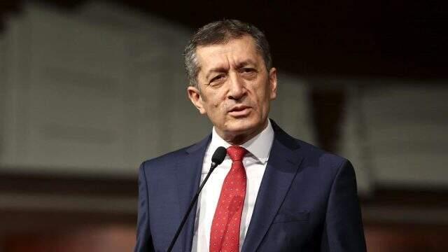 Bakan Selçuk'tan ücretli öğretmenleri üzecek açıklama: Benden tarih beklemesinler