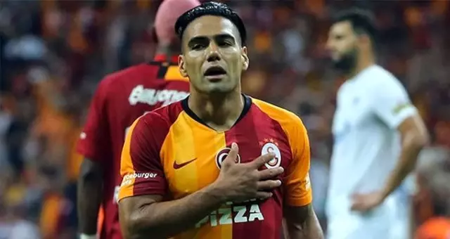 Erman Toroğlu'ndan bomba Falcao iddiası: Fatih Terim 'Kesinlikle alınmasın' demiş! Erman Toroğlu'ndan bomba Falcao iddiası: Fatih Terim 'Kesinlikle alınmasın' demiş!