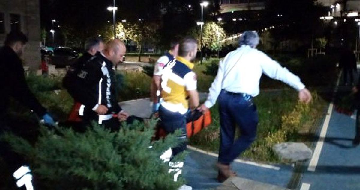 Haliç'e düşen yabancı uyruklu kişiyi deniz polisi kurtardı