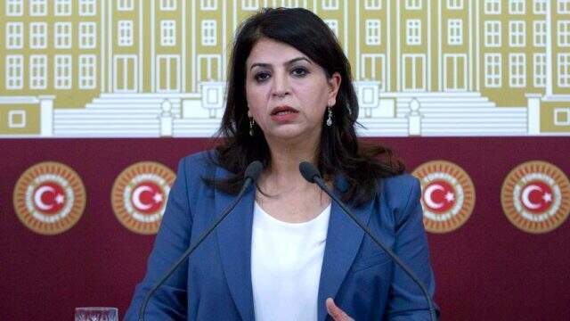 Meclis kürsüsünden bela okuyan CHP'li vekile HDP'den yanıt: HDP bilhassa sizin için bir fırsattı