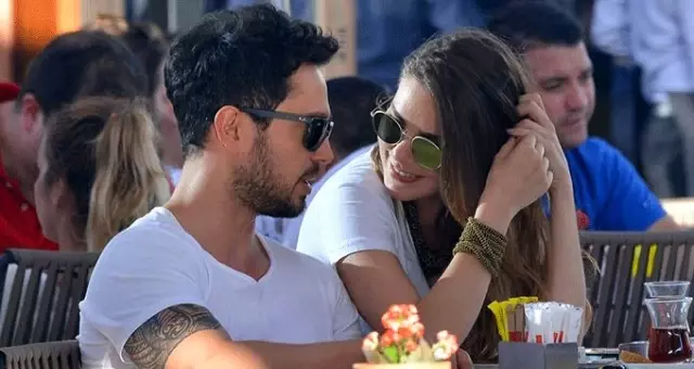 Murat Boz ve Aslı Enver çifti ayrıldı Murat Boz ve Aslı Enver çifti ayrıldı