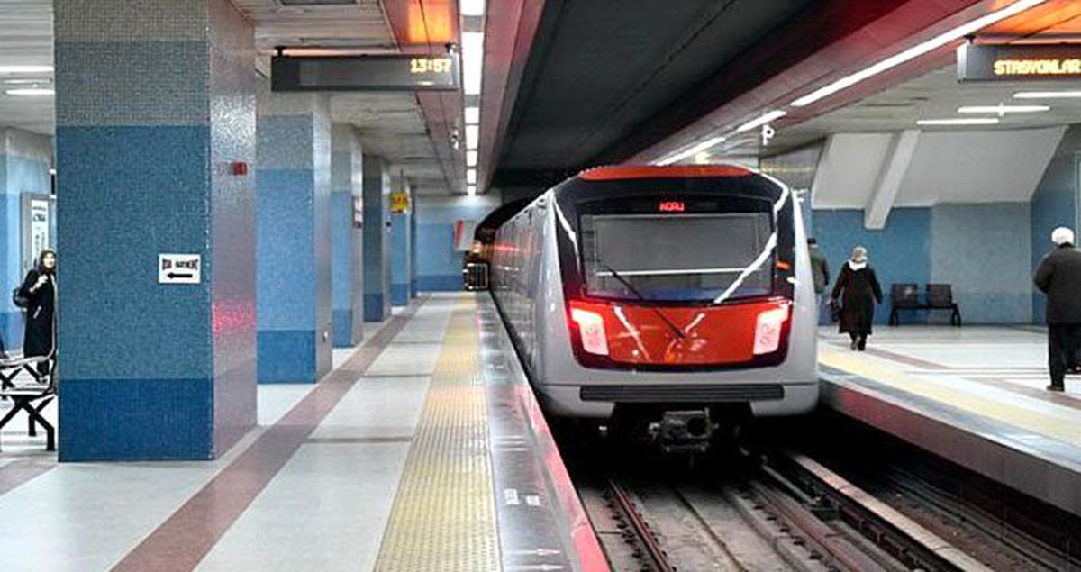 Cumhuriyet Bayramı nedeniyle metro seferleri uzatıldı