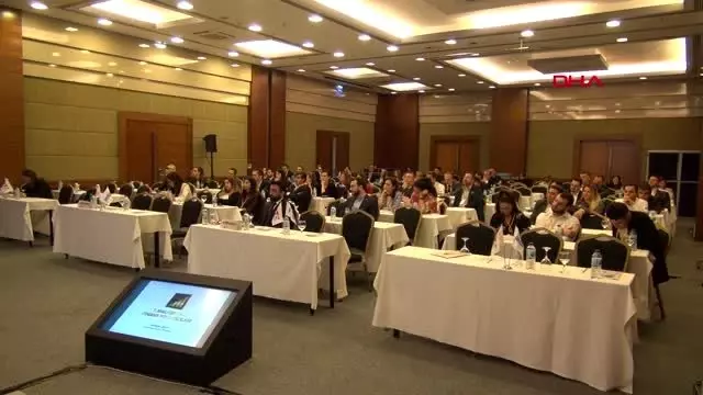 Finans yöneticileri 2020'de ekonomik büyüme bekliyor Finans yöneticileri 2020'de ekonomik büyüme bekliyor