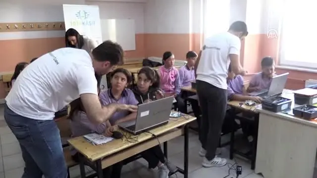 Öğrenciler