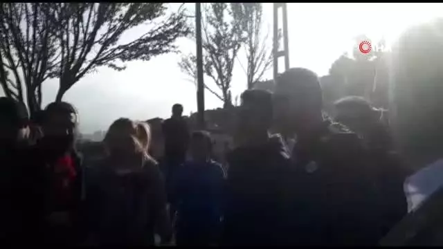 (Özel haber) Fenerbahçe Başkanı Ali Koç Gülensu'da altyapı maçı izledi (Özel haber) Fenerbahçe Başkanı Ali Koç Gülensu'da altyapı maçı izledi