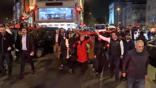 400 metrelik dev Türk bayrağıyla Cumhuriyet Yürüyüşü 400 metrelik dev Türk bayrağıyla Cumhuriyet Yürüyüşü