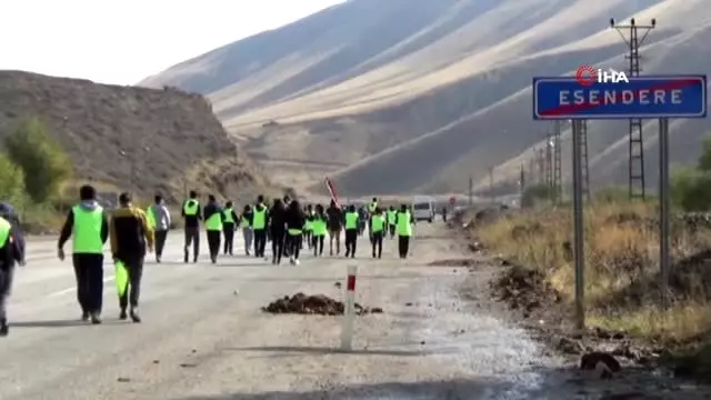 İran sınırında atletizm yarışması İran sınırında atletizm yarışması