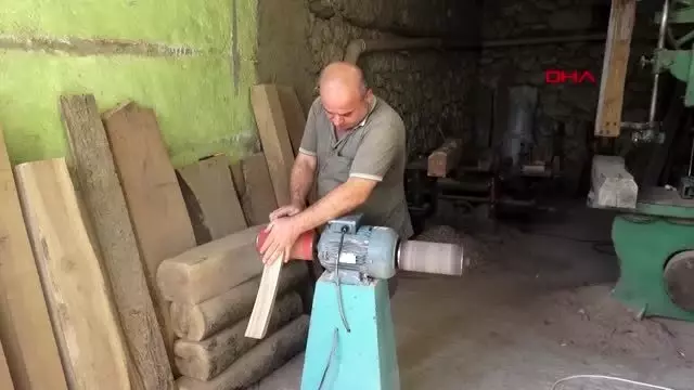 Karaman ceviz ağaçlarından sandalyeler ilgi görüyor