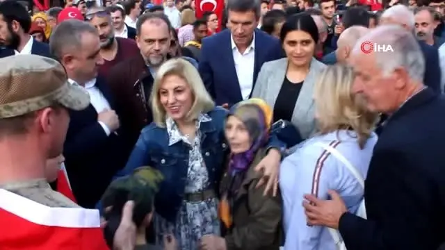 - Makedonya, Türkiye ve Türk Ordusu ile dayanışma içinde