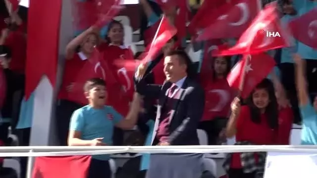 Bakan Kasapoğlu: 'Sporun bir yaşam tarzı olması hepimizin amaçlarından bir tanesi' Bakan Kasapoğlu: 'Sporun bir yaşam tarzı olması hepimizin amaçlarından bir tanesi'