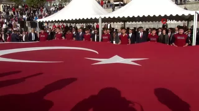Cumhuriyetin 96. yıl dönümü yurtta coşkuyla kutlandı