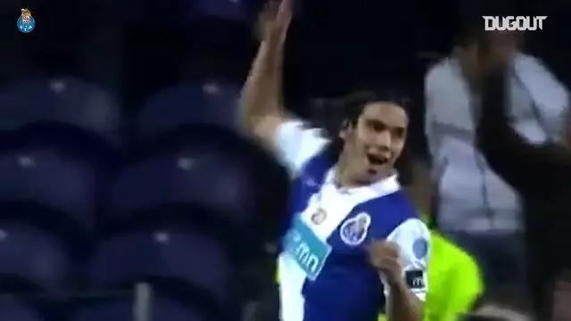 Falcao'nun Porto Günlerinden Müthiş Bir Röveşata