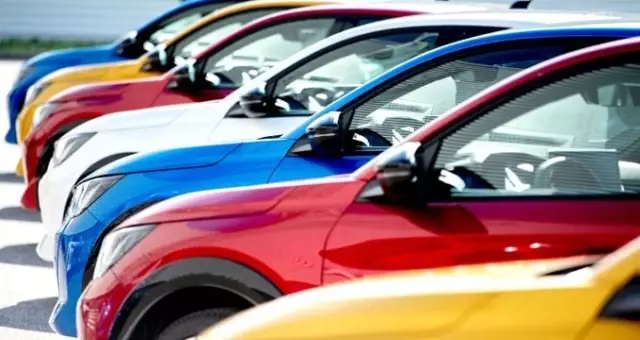 Fiat Chrysler ile PSA birleşme görüşmeleri yapıyor Fiat Chrysler ile PSA birleşme görüşmeleri yapıyor