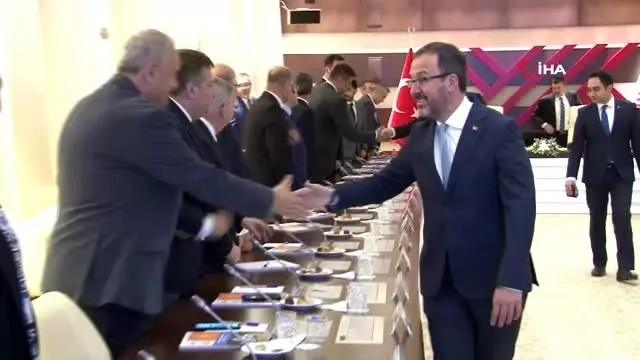 Gençlik ve Spor Bakanı Kasapoğlu'ndan üniversiteli gençlere müjde Gençlik ve Spor Bakanı Kasapoğlu'ndan üniversiteli gençlere müjde