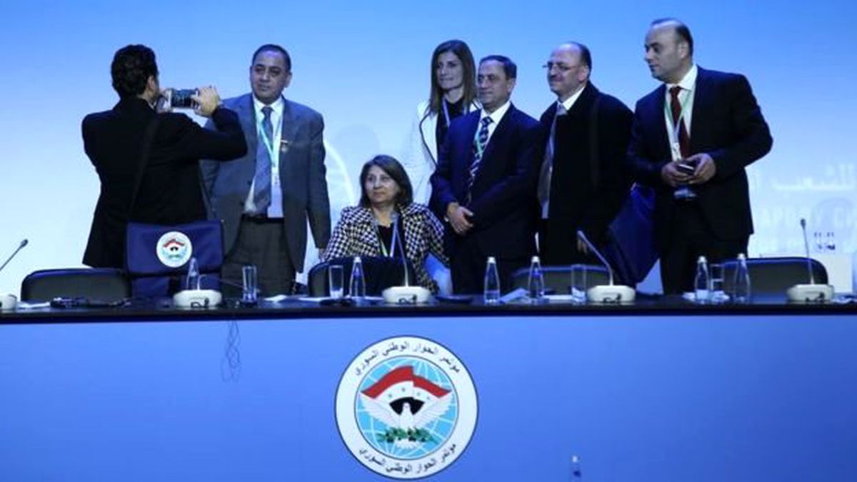 Suriye'deki mualif gruplar, yeni anayasa için ilk kez Cenevre'de bir araya geliyor