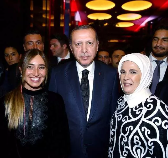 Ünlü isimler, Cumhurbaşkanının ev sahipliğinde gerçekleşen 29 Ekim davetine akın etti