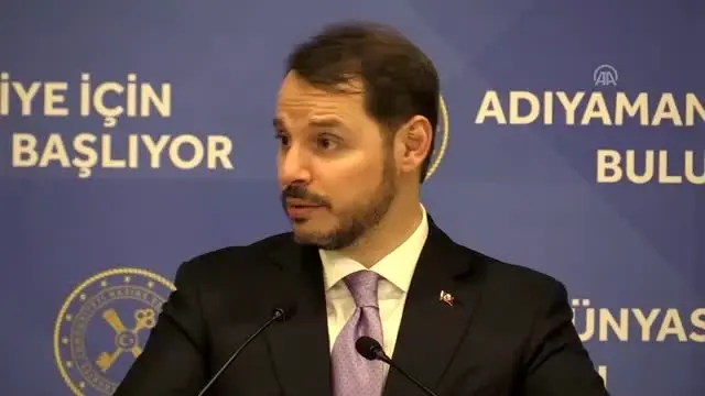 Albayrak: 'Önümüzdeki yıldan itibaren kalıcı tek hanelere geçeceğiz inşallah' Albayrak: 'Önümüzdeki yıldan itibaren kalıcı tek hanelere geçeceğiz inşallah'