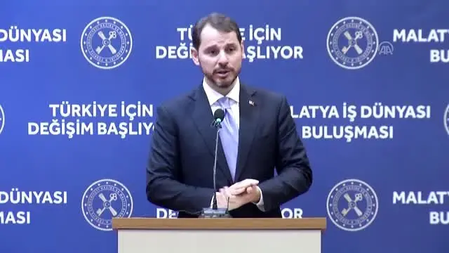 Bakan Albayrak: '3 kamu bankamızla istihdam odaklı kredi paketini devreye alıyoruz' Bakan Albayrak: '3 kamu bankamızla istihdam odaklı kredi paketini devreye alıyoruz'
