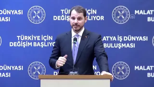 Bakan Albayrak: '3 kamu bankamızla istihdam odaklı kredi paketini devreye alıyoruz' Bakan Albayrak: '3 kamu bankamızla istihdam odaklı kredi paketini devreye alıyoruz'