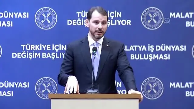 Bakan Albayrak: 'Türkiye ekonomik olarak, siyasi olarak her geçen gün daha da güçleniyor' Bakan Albayrak: 'Türkiye ekonomik olarak, siyasi olarak her geçen gün daha da güçleniyor'