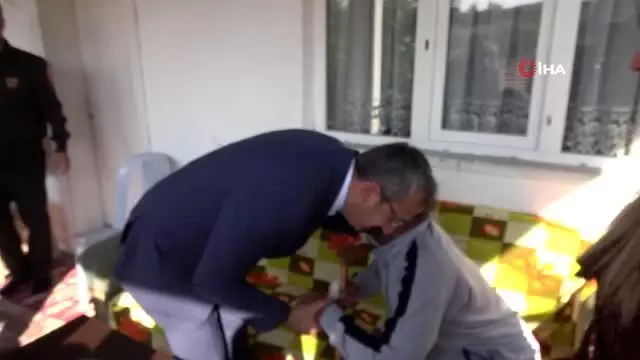 Barış Pınarı Gazisi Kanmaz, baba ocağına döndü Barış Pınarı Gazisi Kanmaz, baba ocağına döndü