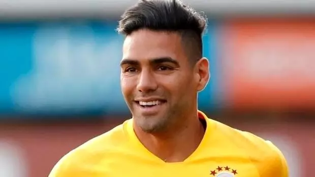 Falcao'ya Caner Erkin freni!