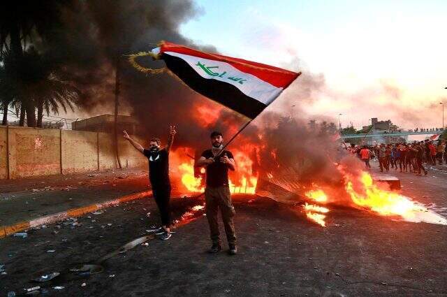 Irak'ta devam eden gösterilerin ardından Başbakan Abdulmehdi, istifa etmeyi kabul etti