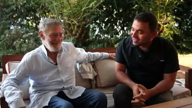 'İşsizlik beni Türkiye'nin en önemli jönlerinden biri yaptı' (1) 'İşsizlik beni Türkiye'nin en önemli jönlerinden biri yaptı' (1)