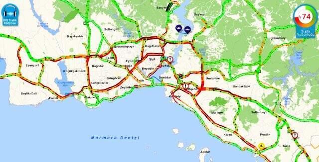 İstanbul'da yağış sonrası yoğun trafik!
